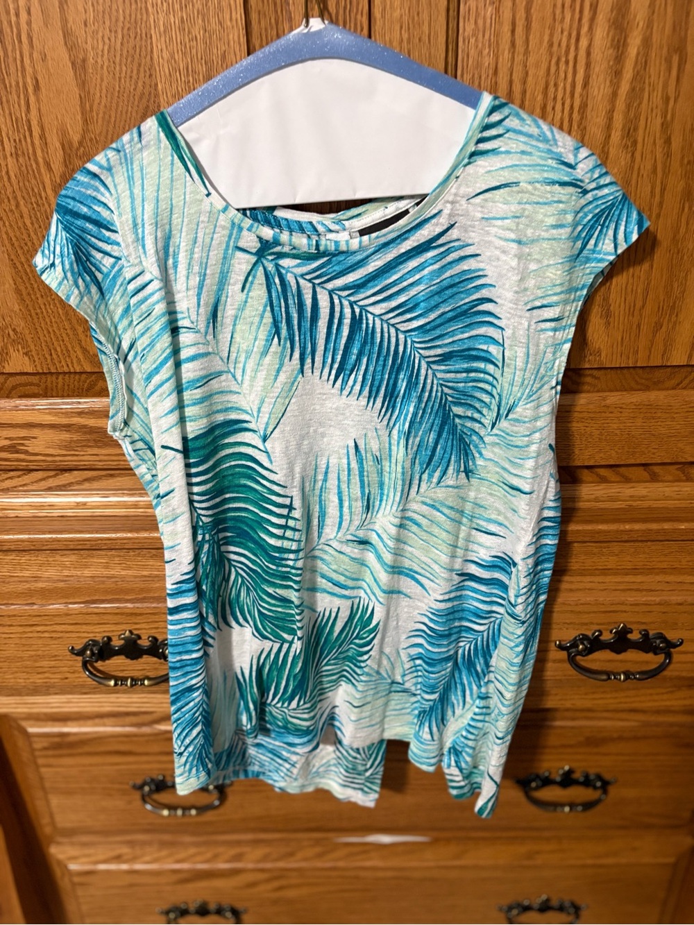 Tahari Teal and Aqua Palm Leaf Linen Short Sleeve Top